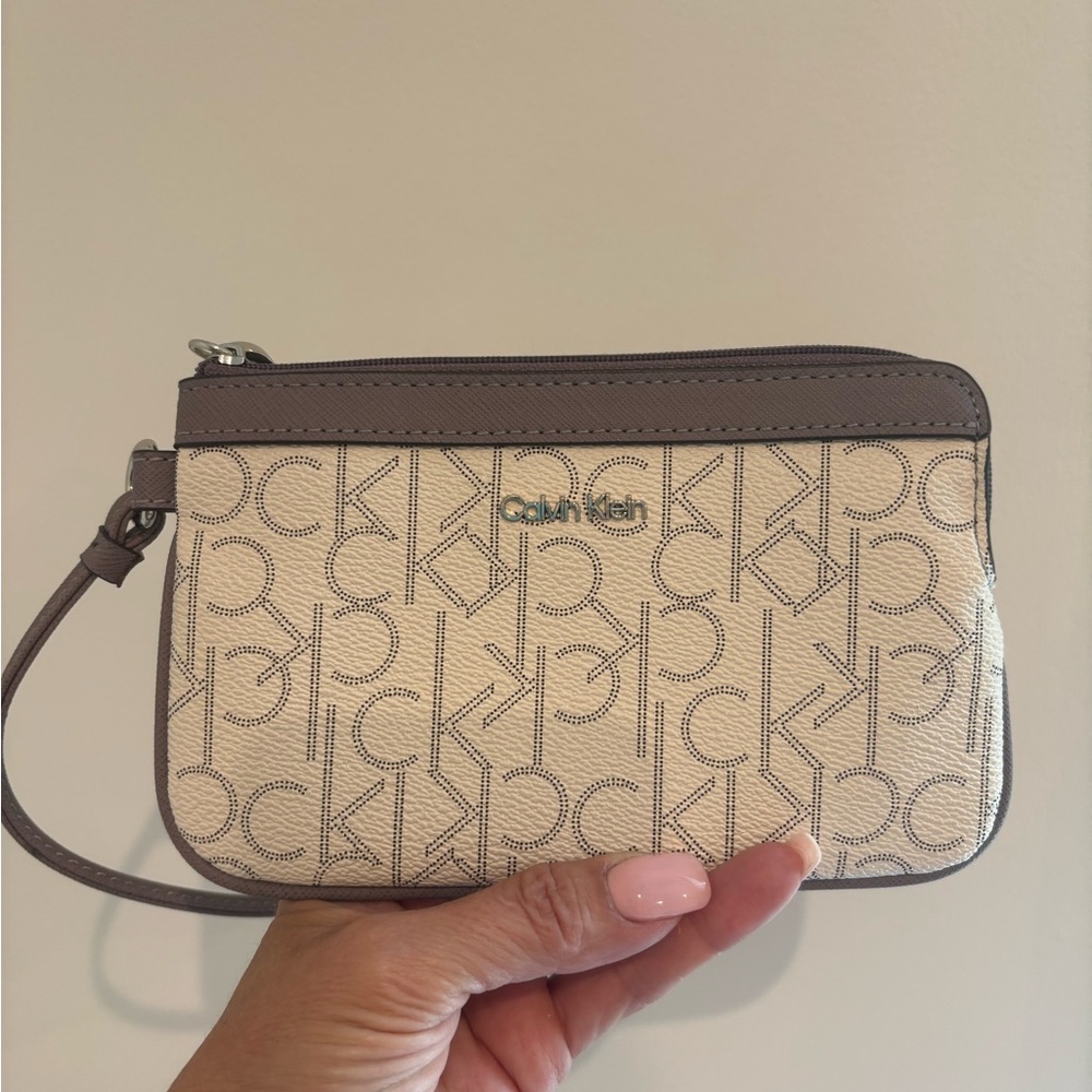 Calvin Klein Cream Print Clutch Wristlet